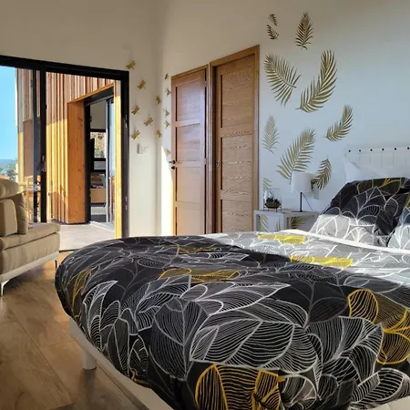 Maison Contemporaine Celeste Ucel