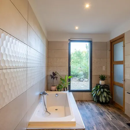Maison Contemporaine Celeste * Ucel